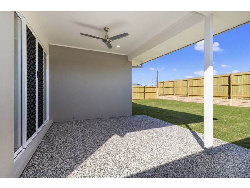 12 Hereford Rd, Greenbank QLD 4124