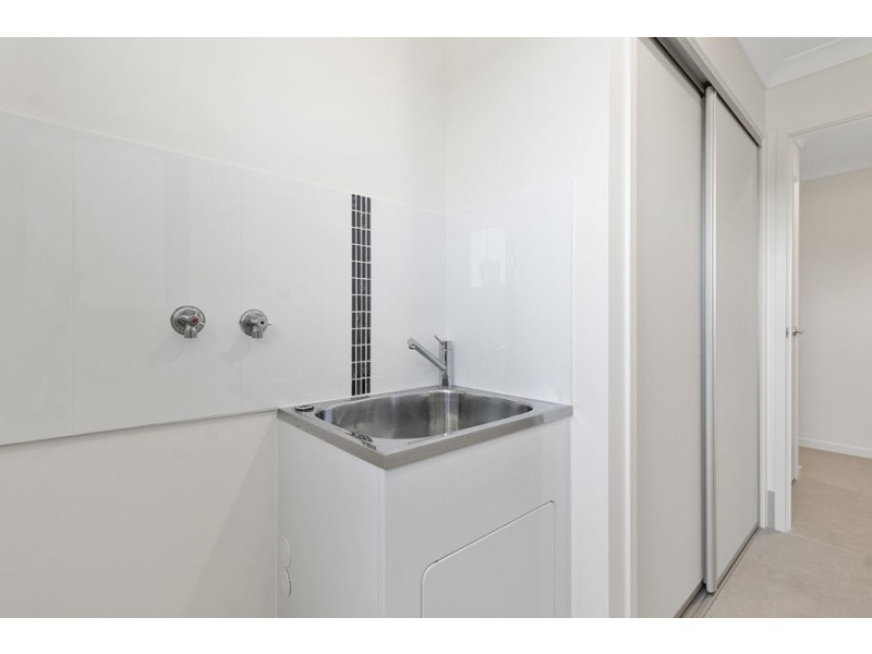 12 Hereford Rd, Greenbank QLD 4124
