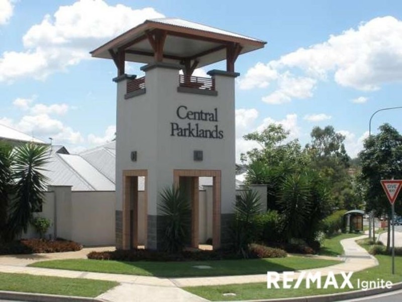 7/7 GREENWAY CIRCUIT, Mount Ommaney QLD 4074