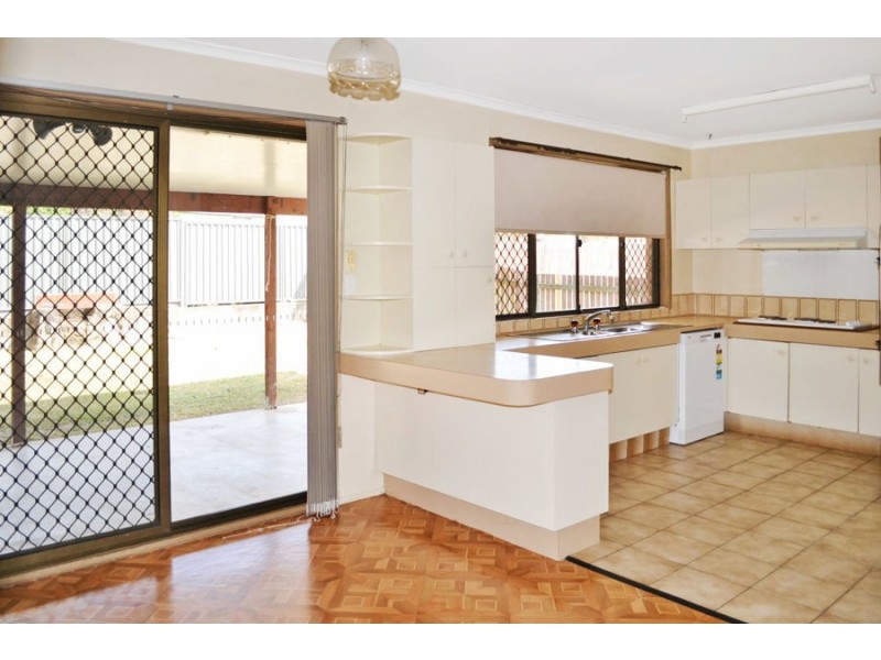 30 PALLERT STREET, Middle Park QLD 4074