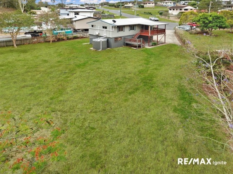 19 Lumbye Place, North Tivoli QLD 4305