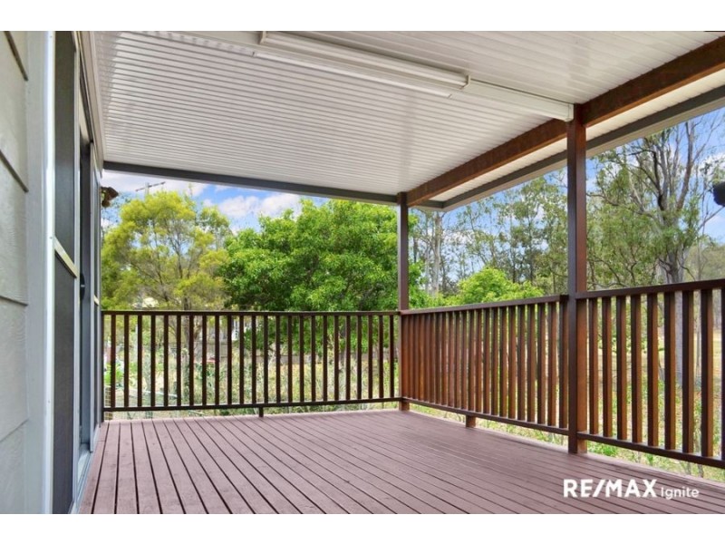 19 Lumbye Place, North Tivoli QLD 4305