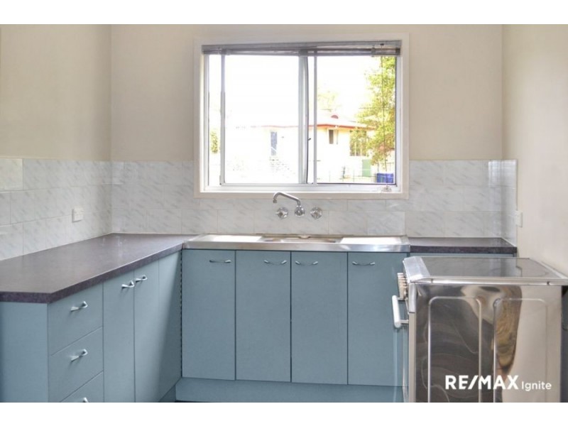 19 Lumbye Place, North Tivoli QLD 4305