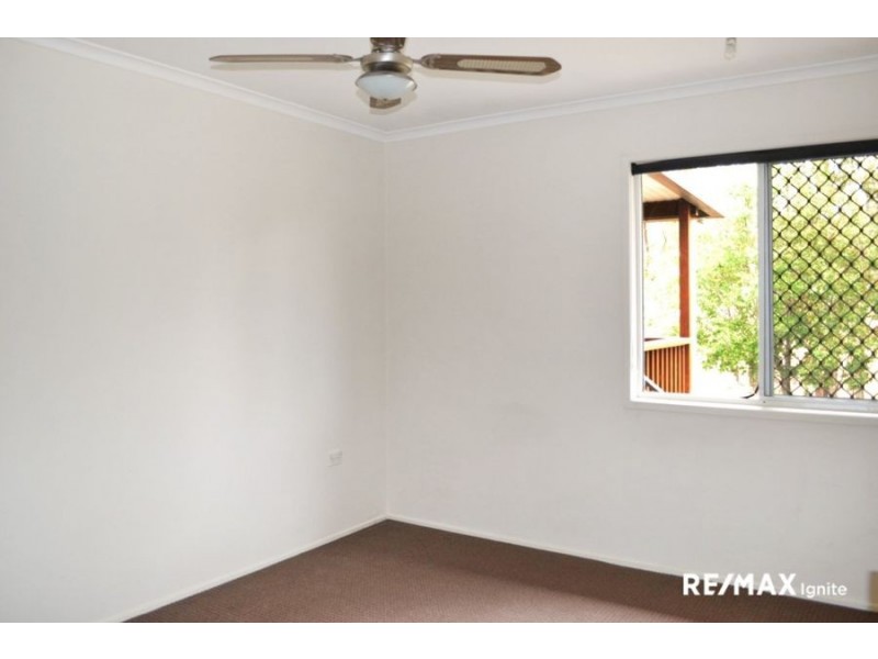 19 Lumbye Place, North Tivoli QLD 4305