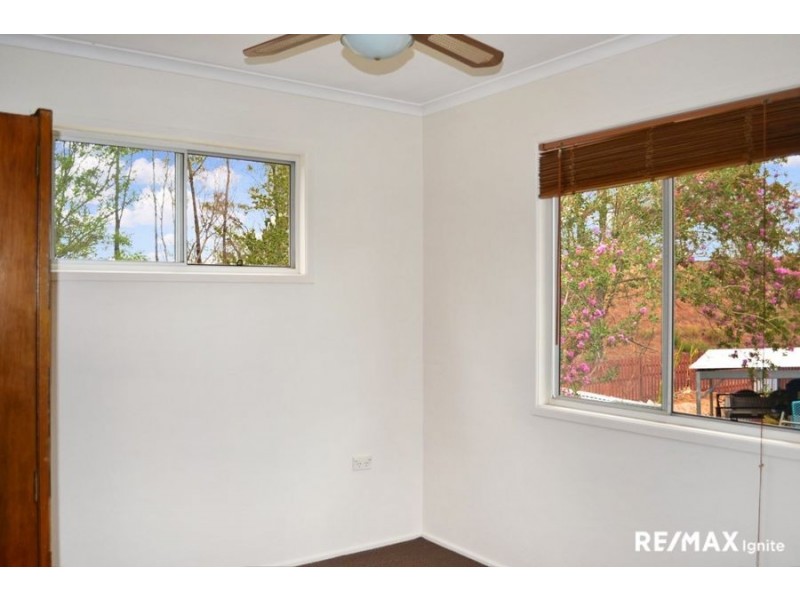 19 Lumbye Place, North Tivoli QLD 4305