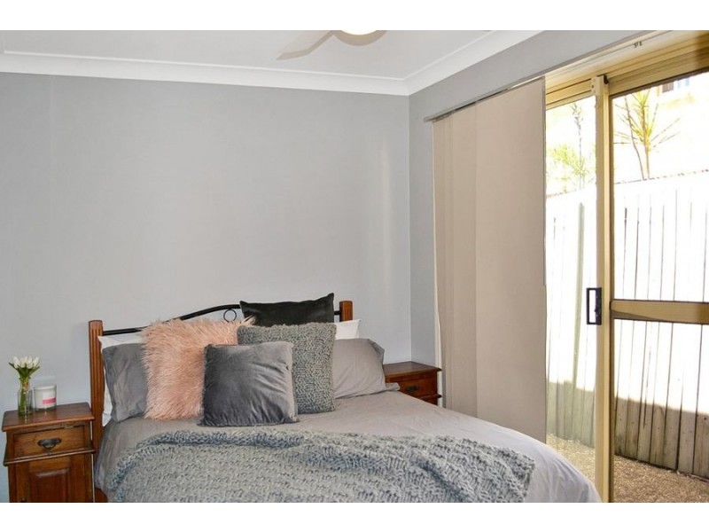 5 WARBURTON CLOSE, Forest Lake QLD 4078