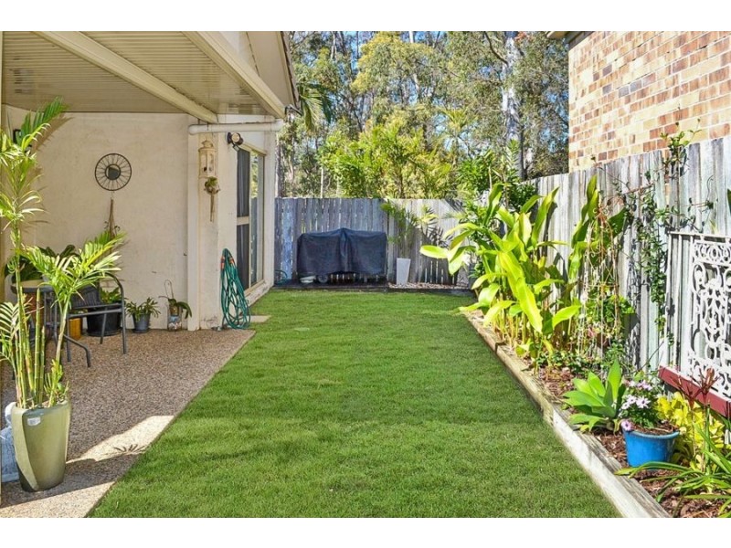 5 WARBURTON CLOSE, Forest Lake QLD 4078