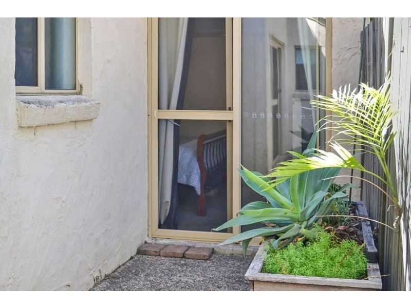 5 WARBURTON CLOSE, Forest Lake QLD 4078