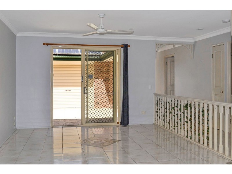 62 Flinders Cres, Forest Lake QLD 4078