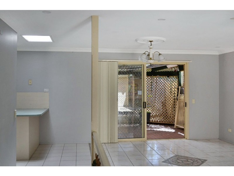 62 Flinders Cres, Forest Lake QLD 4078