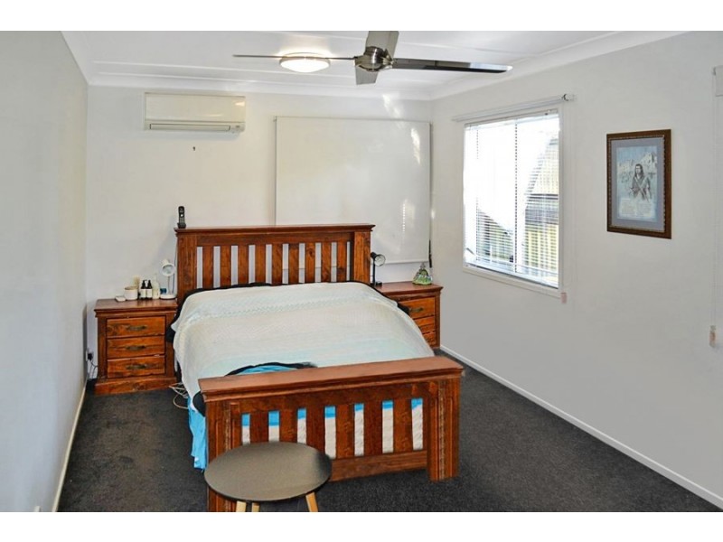 19 Southern Cross Avenue, Darra QLD 4076