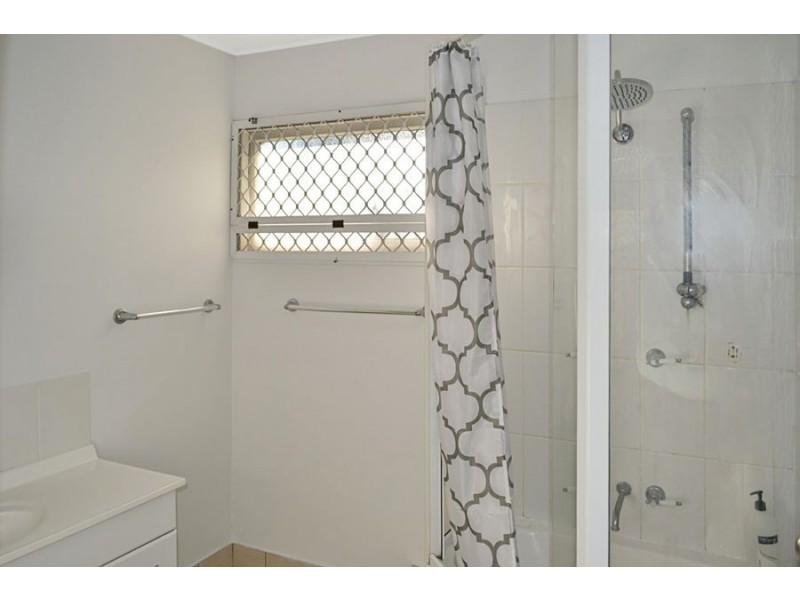 19 Southern Cross Avenue, Darra QLD 4076