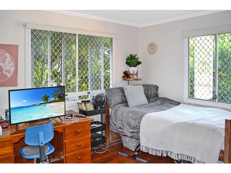 19 Southern Cross Avenue, Darra QLD 4076