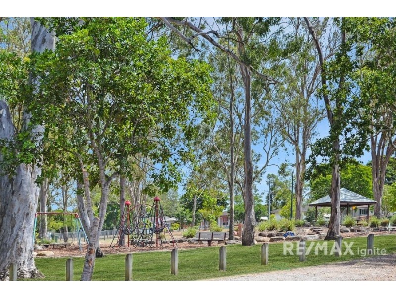 90 Aspinall Street, Leichhardt QLD 4305