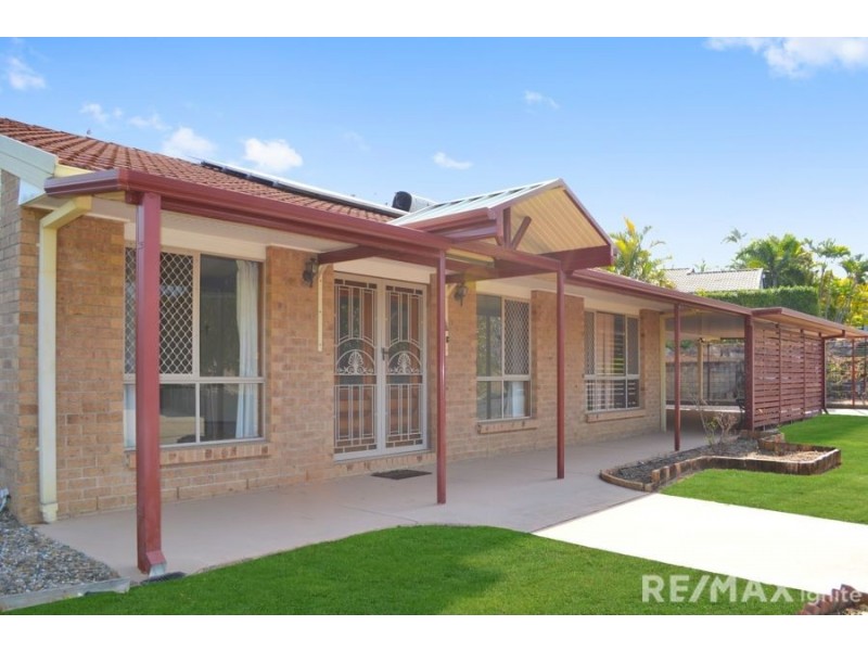2 Cheviot Place, Sinnamon Park QLD 4073