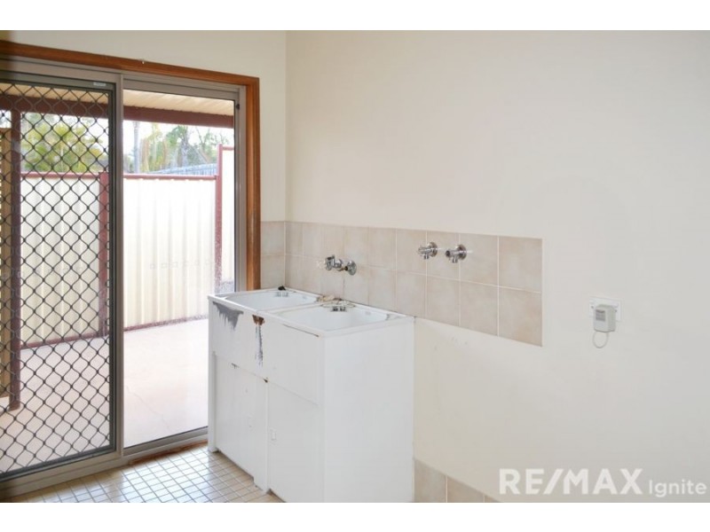 2 Cheviot Place, Sinnamon Park QLD 4073