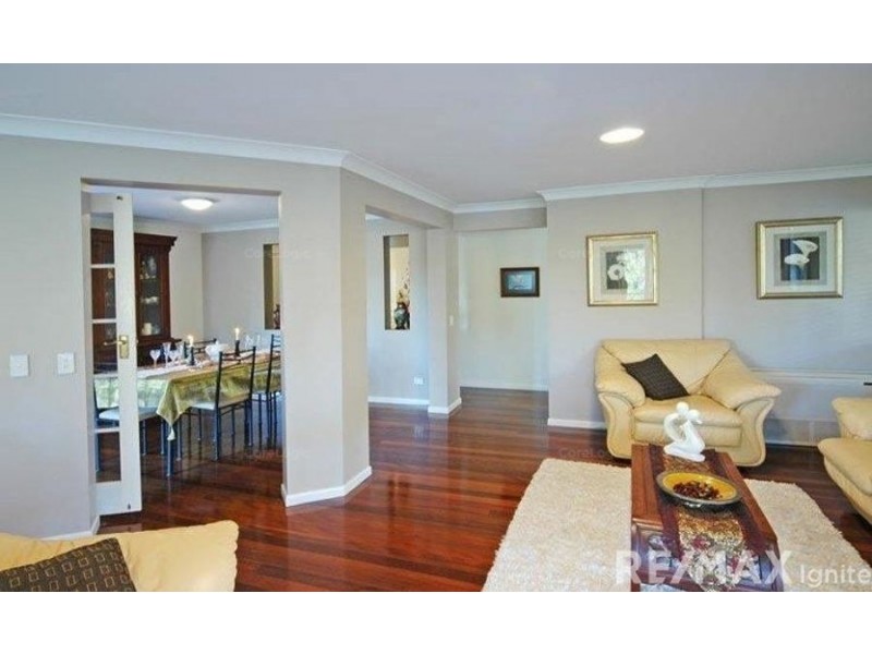 10 Mandalay Street, Fig Tree Pocket QLD 4069