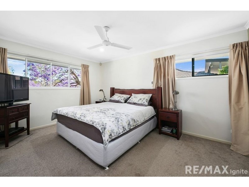 10 Mandalay Street, Fig Tree Pocket QLD 4069
