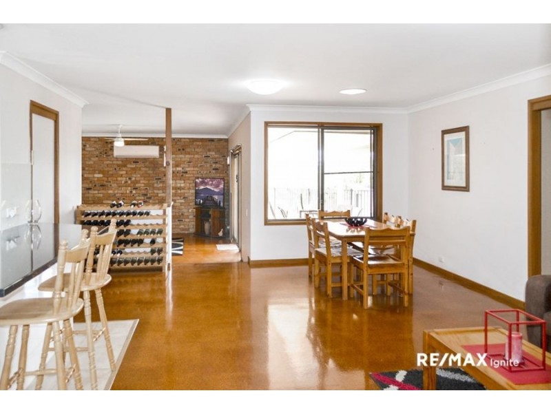 27 Tabor Street, Westlake QLD 4074