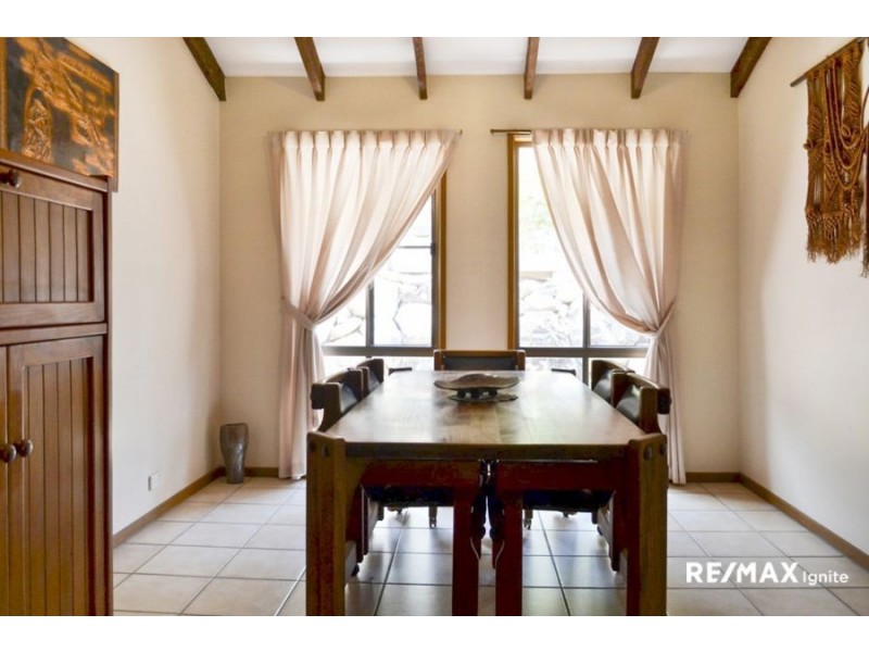 27 Tabor Street, Westlake QLD 4074