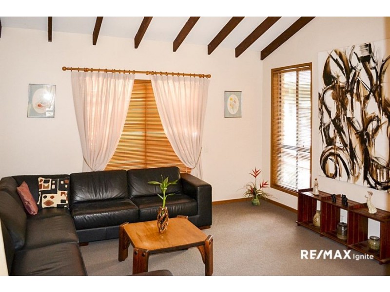 27 Tabor Street, Westlake QLD 4074