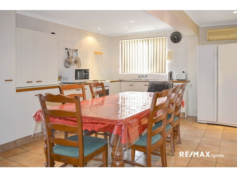 866 Oxley Road, Oxley QLD 4075