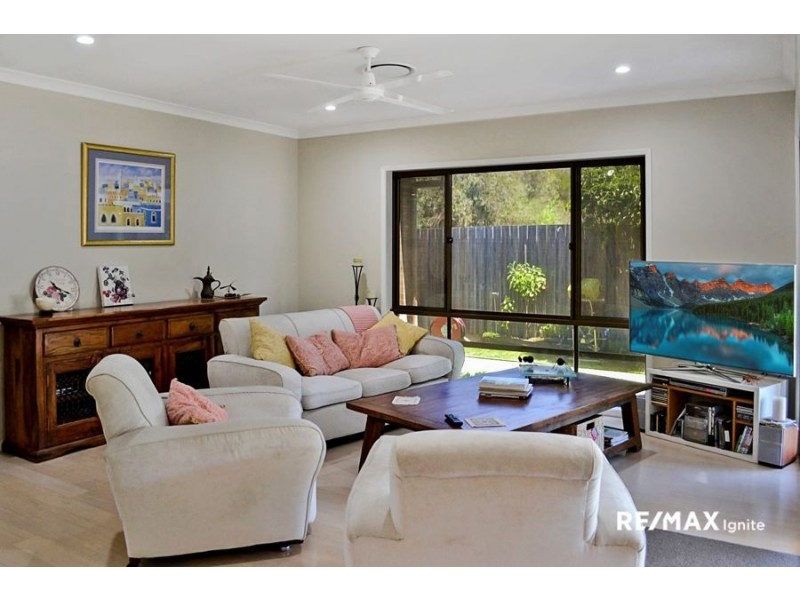 50 College Road, Karana Downs QLD 4306
