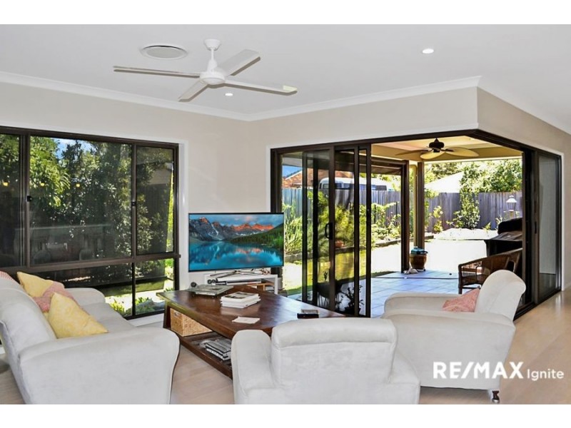 50 College Road, Karana Downs QLD 4306