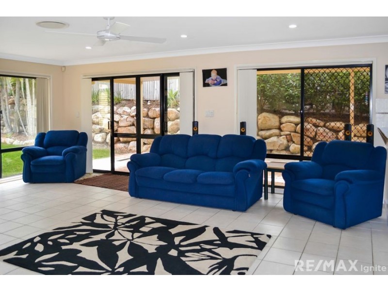 7 Malia St, Sinnamon Park QLD 4073