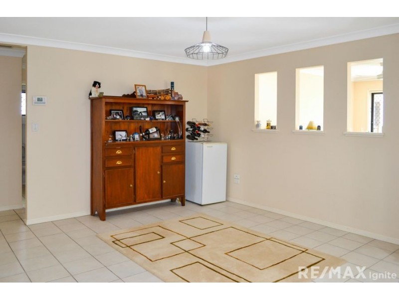 7 Malia St, Sinnamon Park QLD 4073