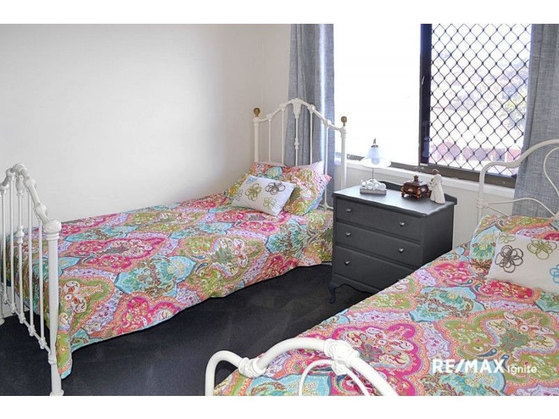 71 Tanglewood Street, Middle Park QLD 4074