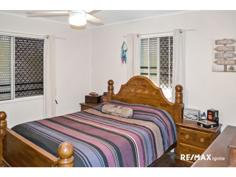 38 Robertson Road, Eastern Heights QLD 4305