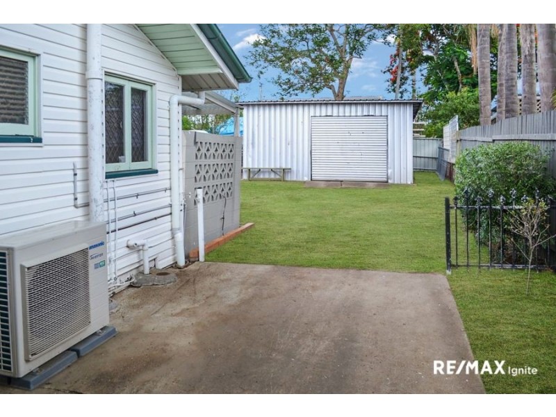 38 Robertson Road, Eastern Heights QLD 4305