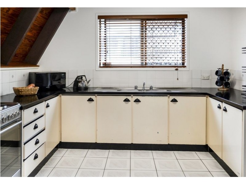 326 SUMNERS ROAD, Riverhills QLD 4074