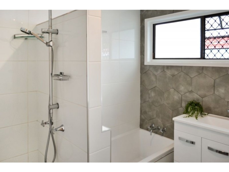 326 SUMNERS ROAD, Riverhills QLD 4074