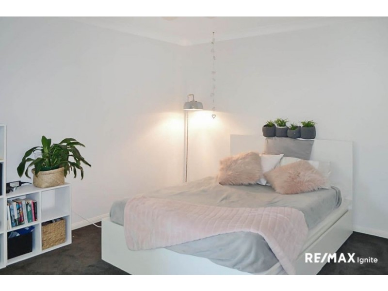 24 Stanaway Place, Bellbowrie QLD 4070