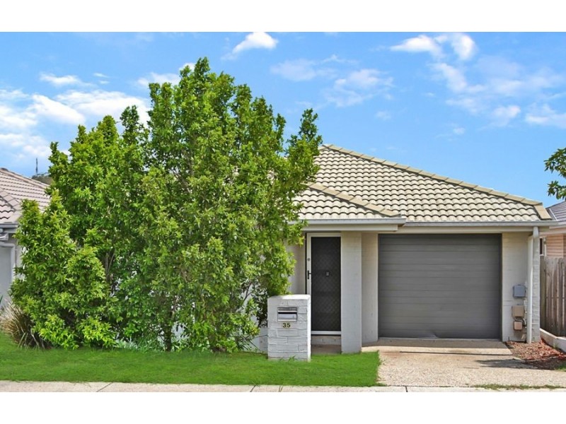 35 HUNTLEY CRESCENT, Redbank Plains QLD 4301