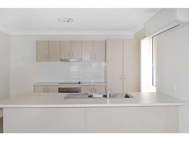 35 HUNTLEY CRESCENT, Redbank Plains QLD 4301