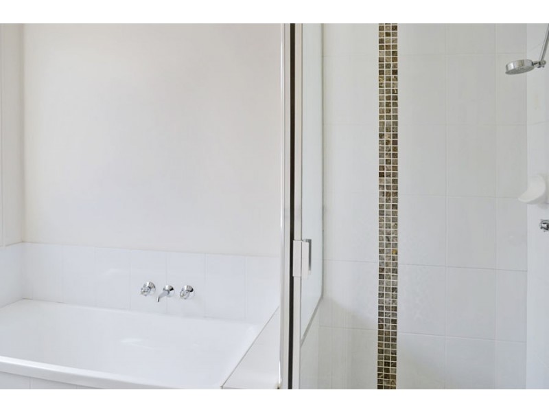 35 HUNTLEY CRESCENT, Redbank Plains QLD 4301