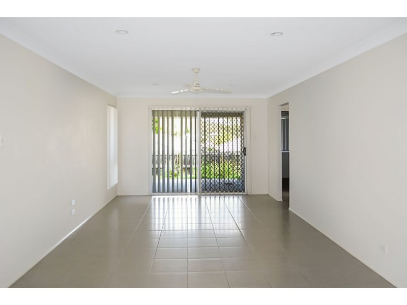 35 HUNTLEY CRESCENT, Redbank Plains QLD 4301