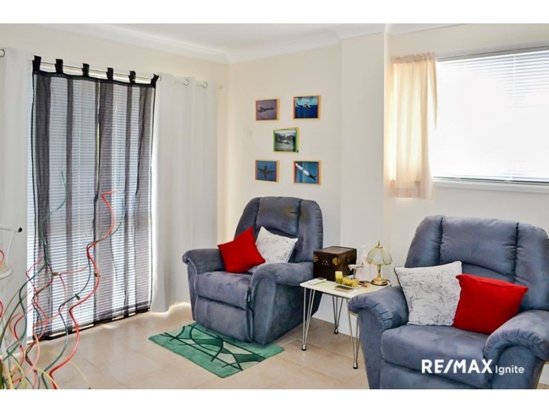 39 PALUNA STREET, Riverhills QLD 4074