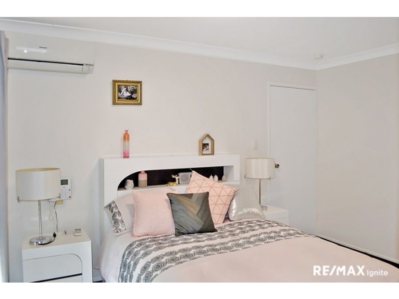 39 PALUNA STREET, Riverhills QLD 4074