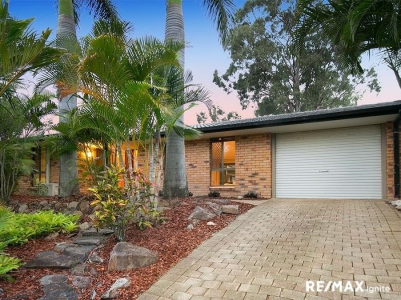 4 PROSSER STREET, Riverhills QLD 4074