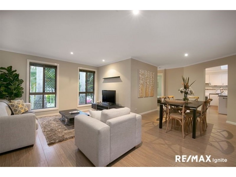4 PROSSER STREET, Riverhills QLD 4074