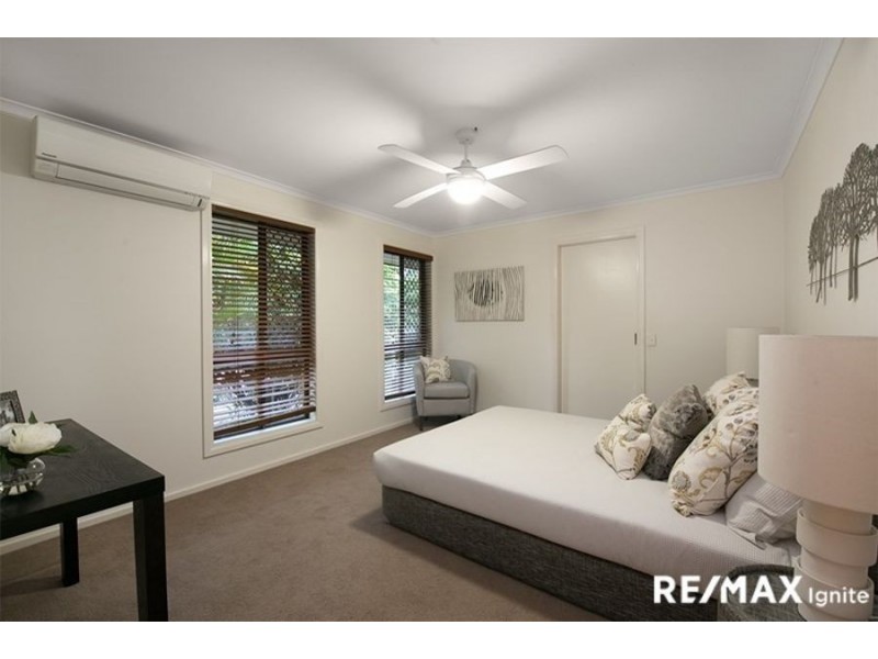 4 PROSSER STREET, Riverhills QLD 4074