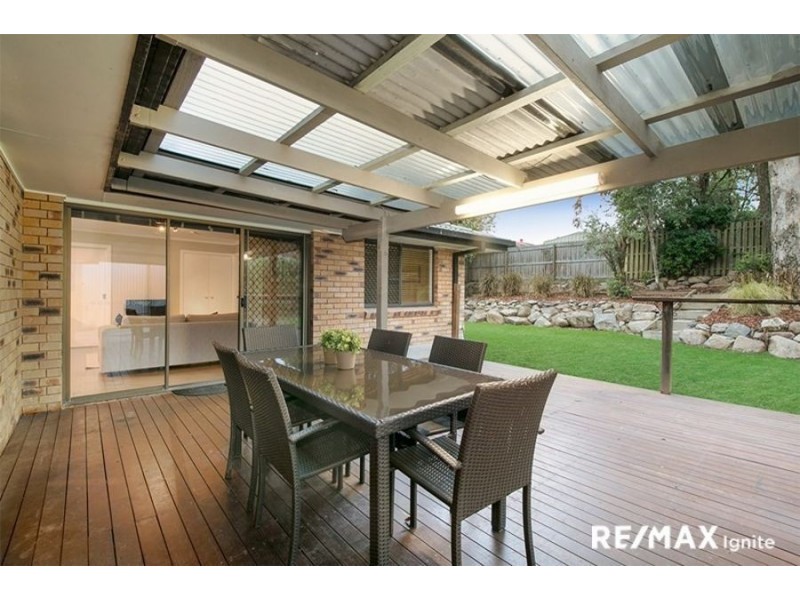 4 PROSSER STREET, Riverhills QLD 4074