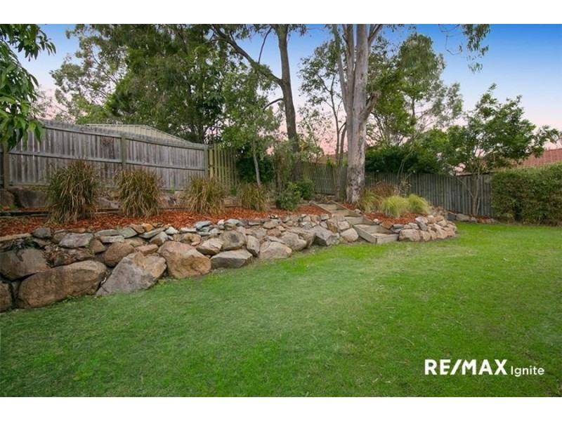 4 PROSSER STREET, Riverhills QLD 4074