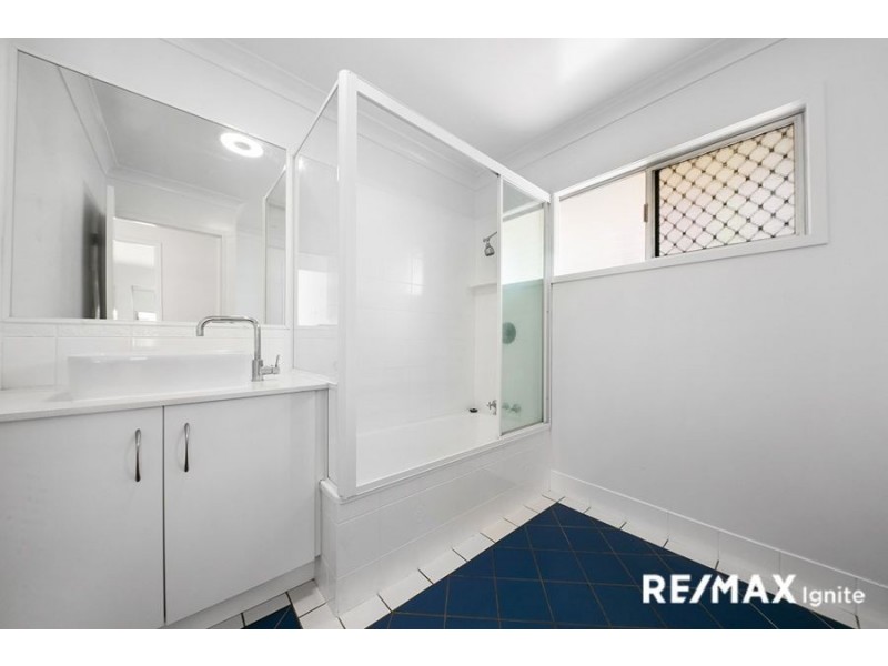 1 GOYA STREET, Fig Tree Pocket QLD 4069