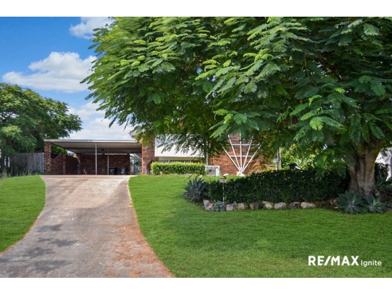 33 PENNANT STREET, Jamboree Heights QLD 4074