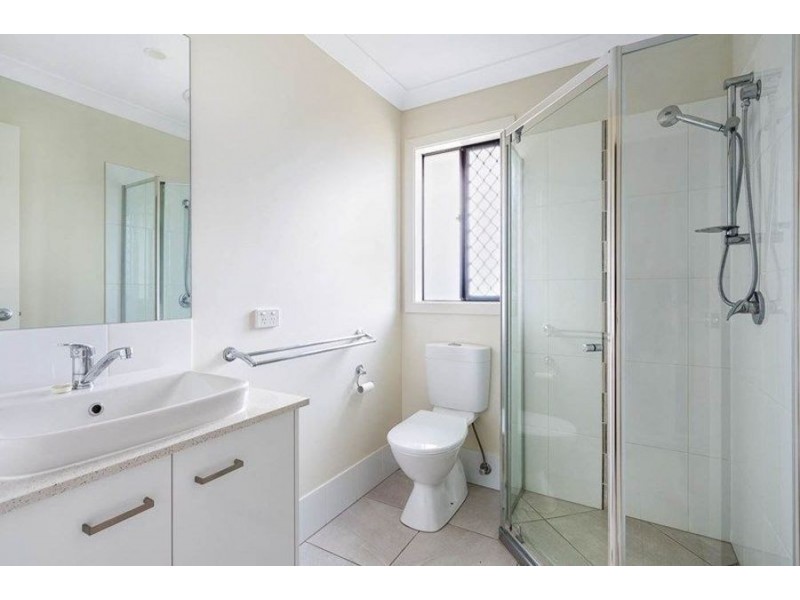 1/24 Fantail Avenue, Redbank Plains QLD 4301